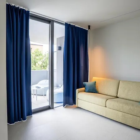 Hotel Zefiro Com Design, Large Terrace, Bike, Near And Thermal